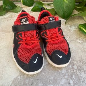 Nike Flex Contact 3 Youth Size 10